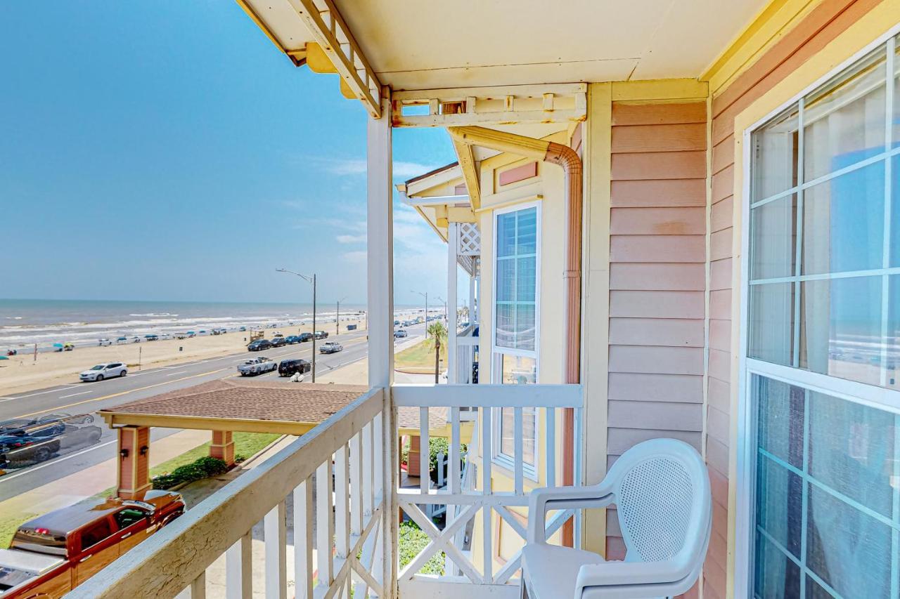 Beachfront Haven Galveston Exterior photo